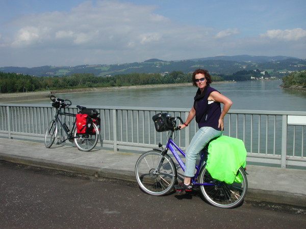 Bild: Donau Radweg Passau Wien Fahrrad Amelix